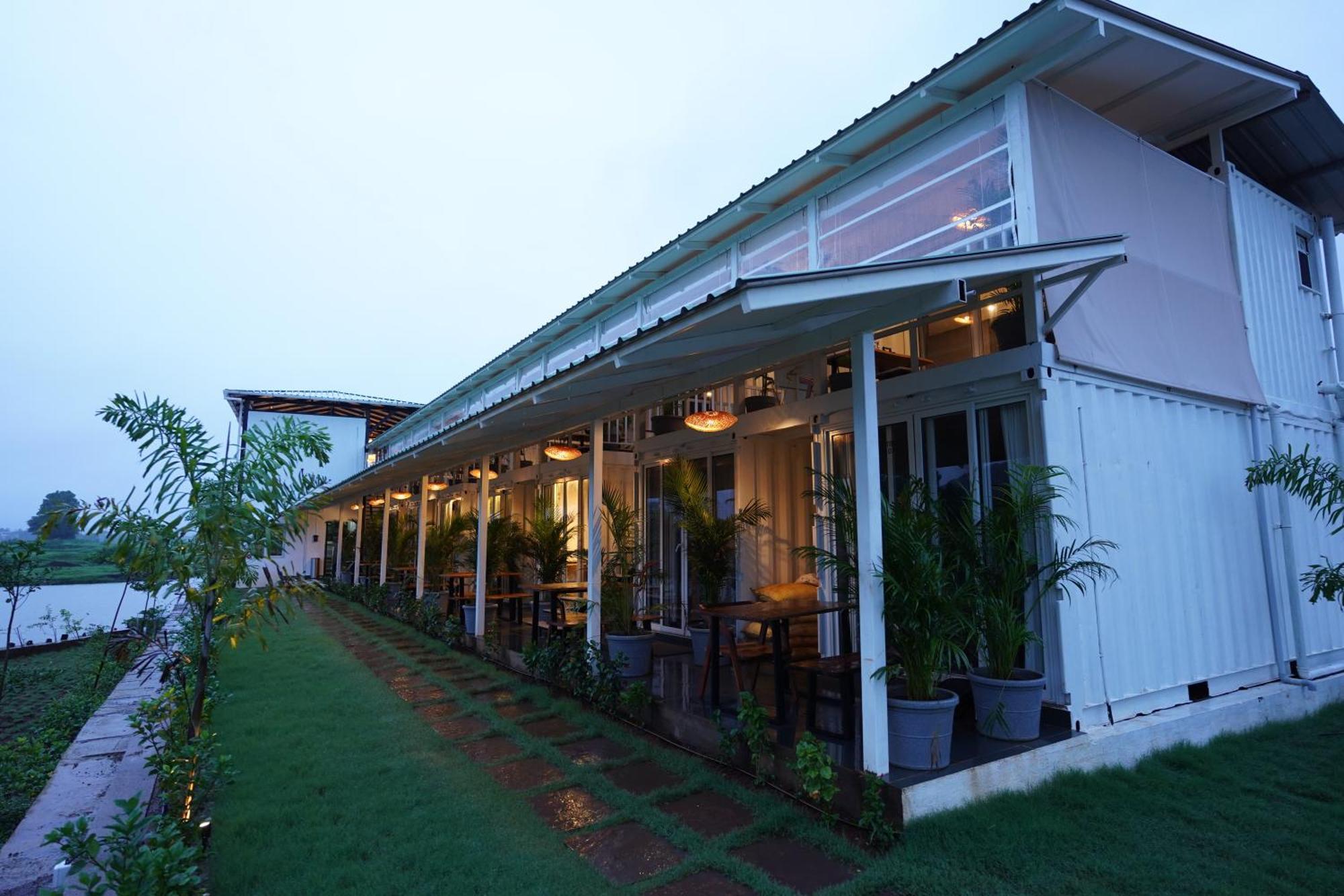 The Boat Club,Karjat Hotel Exterior photo